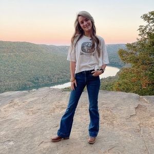 Meet your Posher, Rayla